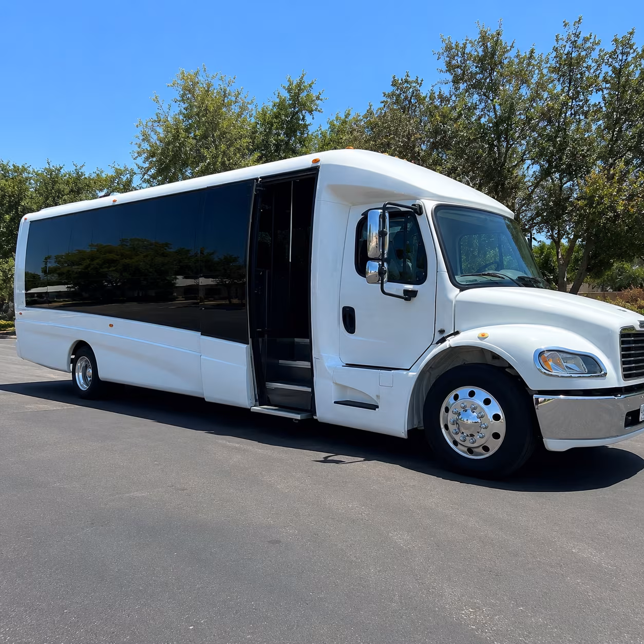 bloomington buses for bloomington corporate outings