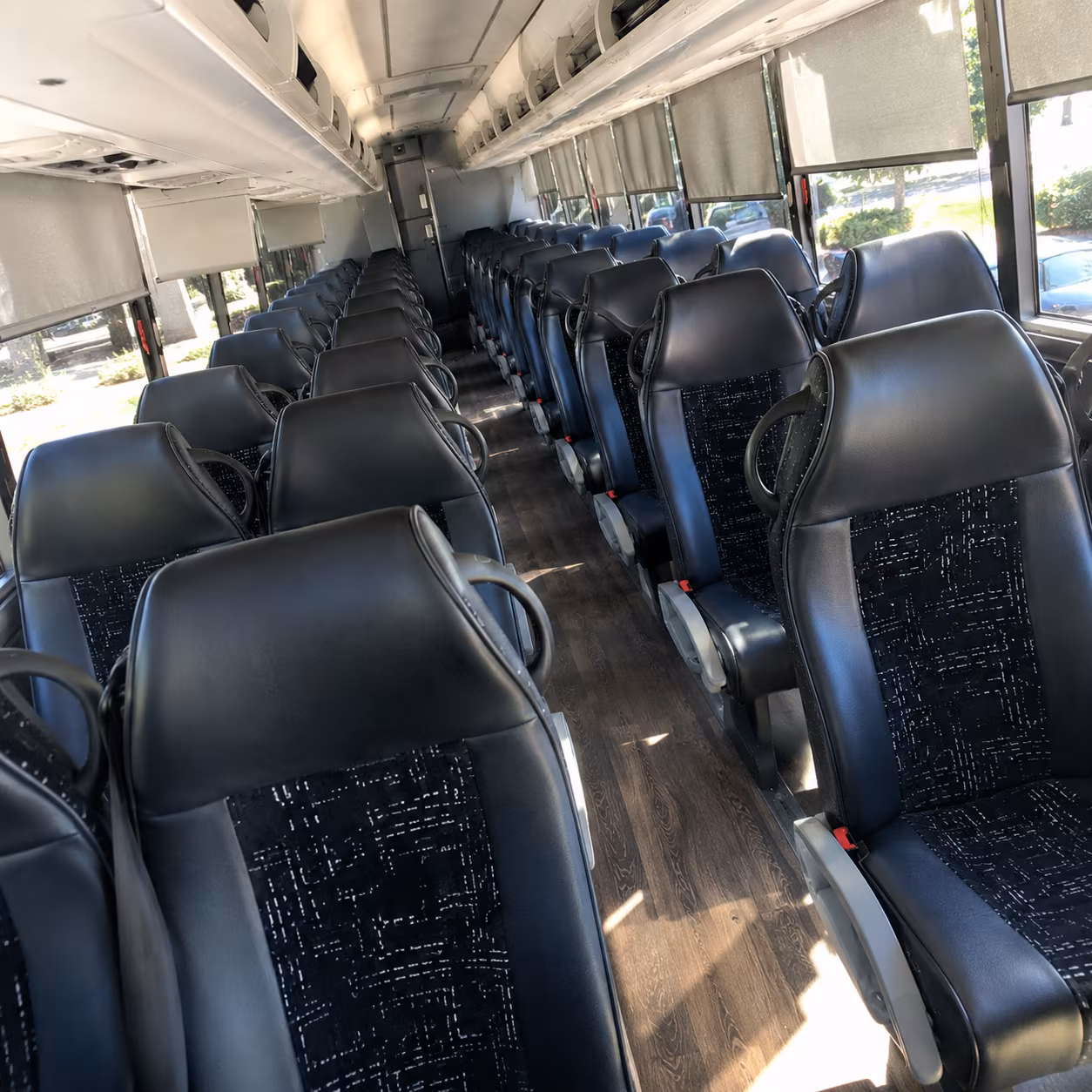 minneapolis wedding charter bus rentals for your guests