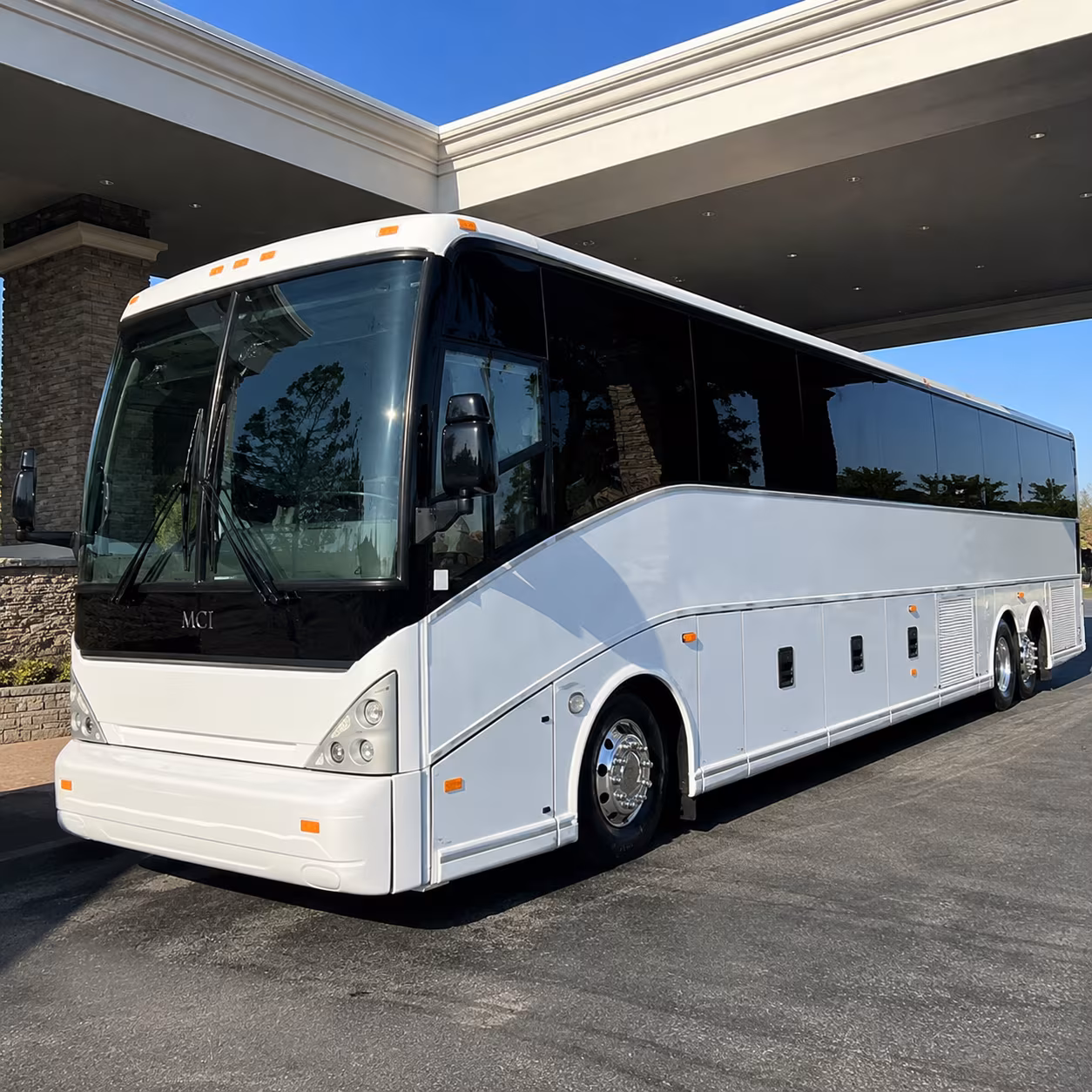 minnetonka private charter bus event transportation in minnetonka