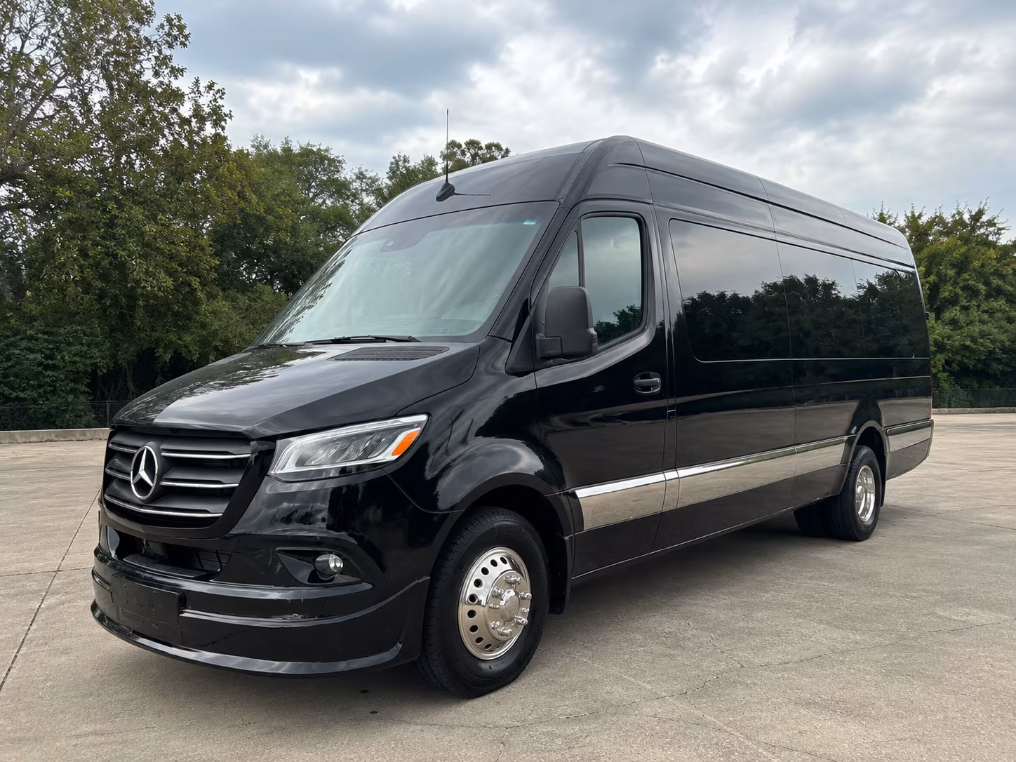 st louis park employee shuttles for any company